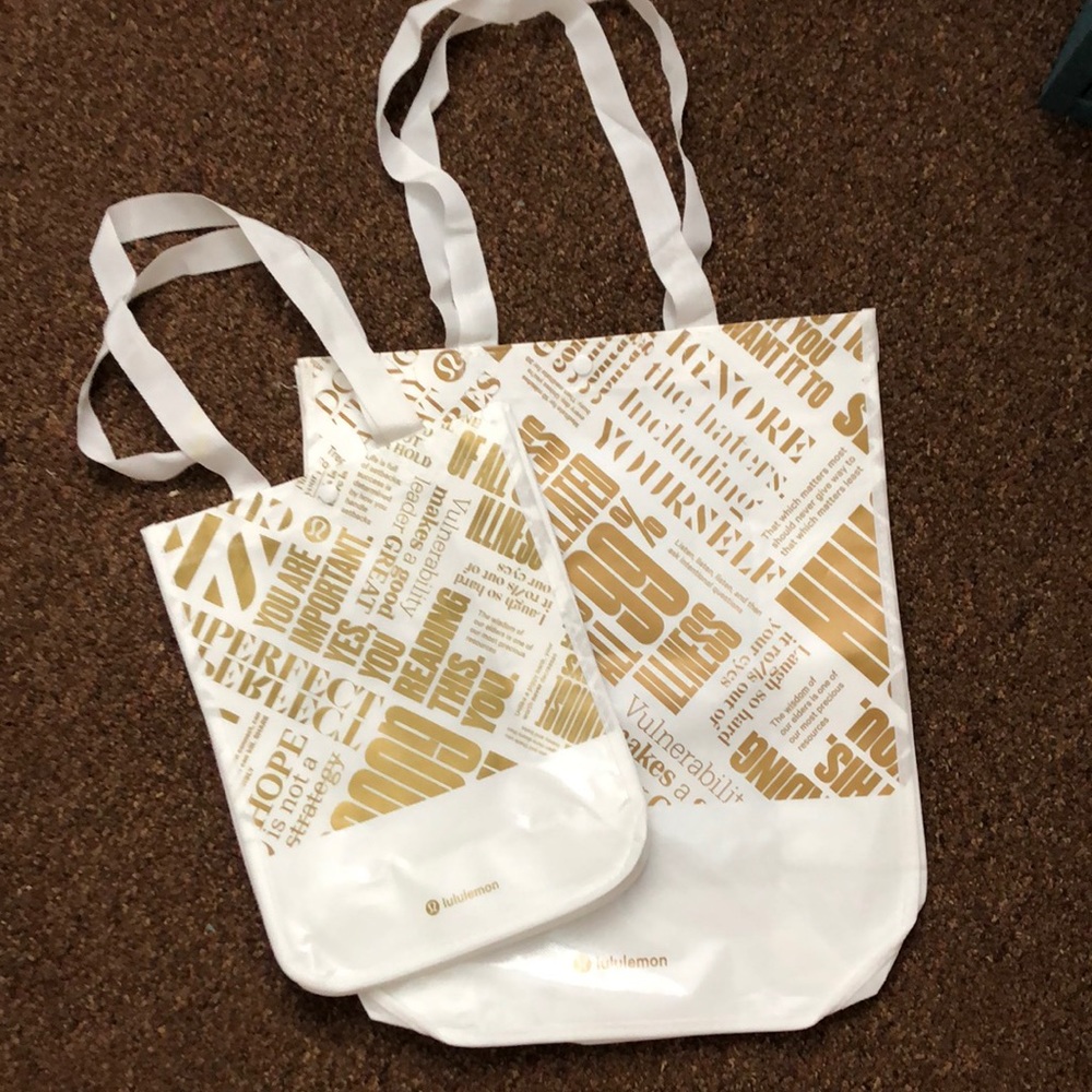 Lululemon bags